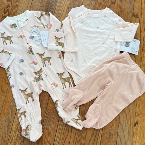 Burts Bees Baby Other - NWT Burts Bees Baby girl organic footed pajama and kimono footed pant set 0/3